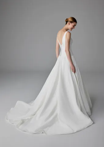 Pronovias Gallia #3 backface vertical thumbnail