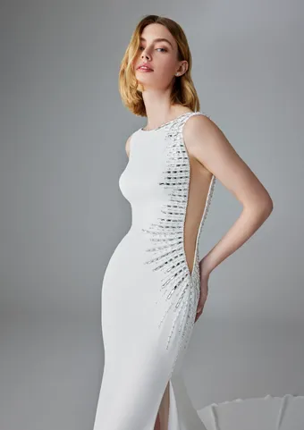 Pronovias Gylda #3 frontface vertical cropped thumbnail