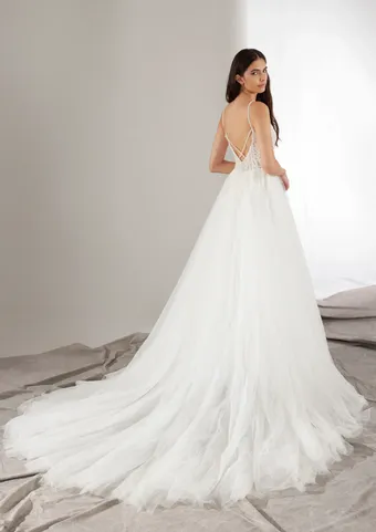 Pronovias Hero #1 default backface vertical thumbnail