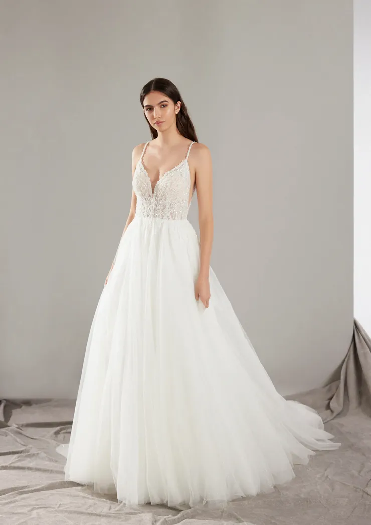 Pronovias Hero Image