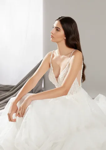 Pronovias Hero #3 frontface vertical cropped thumbnail