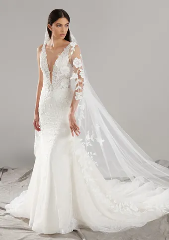 Pronovias Jesy #3 frontface vertical thumbnail