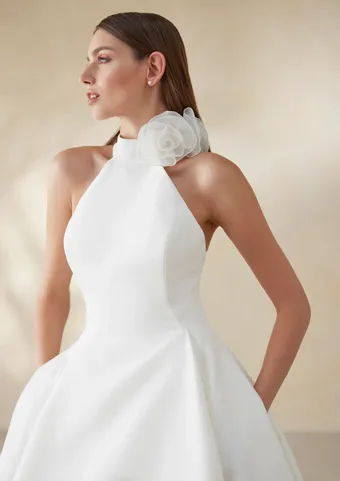 Pronovias July #3 frontface vertical cropped thumbnail