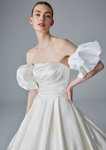 Pronovias Kristin #3 frontface vertical cropped thumbnail