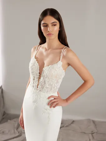 Pronovias Leia #3 frontface vertical cropped thumbnail