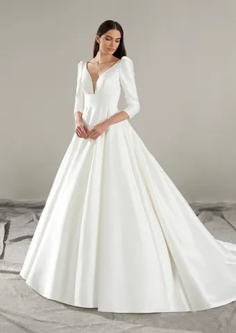 Pronovias Livia #1 frontface vertical thumbnail