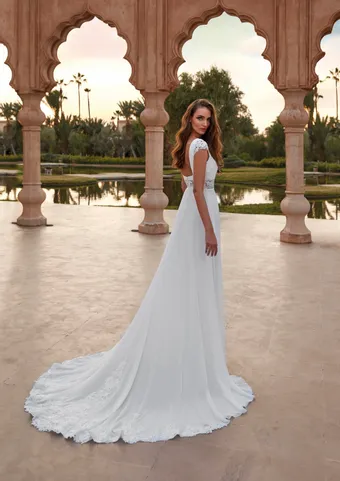 Pronovias Lolland #1 default backface vertical thumbnail