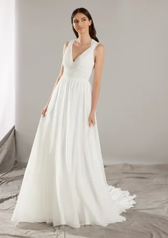 Pronovias Lovely #0 default frontface vertical thumbnail
