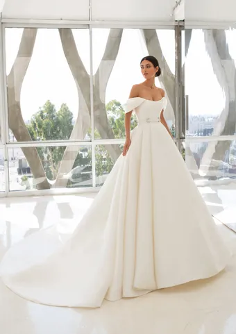 Pronovias Lynn #0 default frontface vertical thumbnail