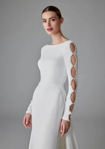 Pronovias Maelle #4 frontface vertical cropped thumbnail