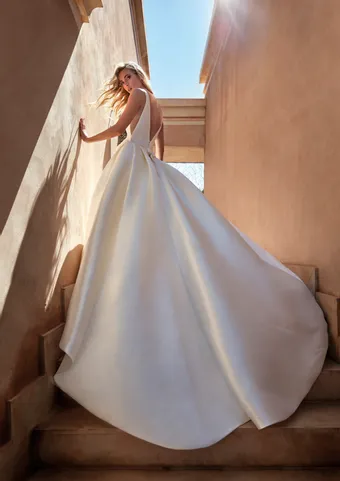 Pronovias Nevado #1 default backface vertical thumbnail