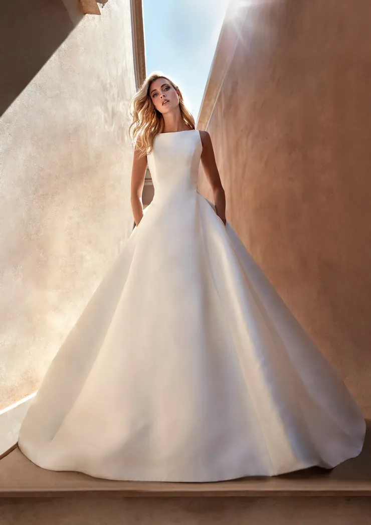 Pronovias Nevado Image