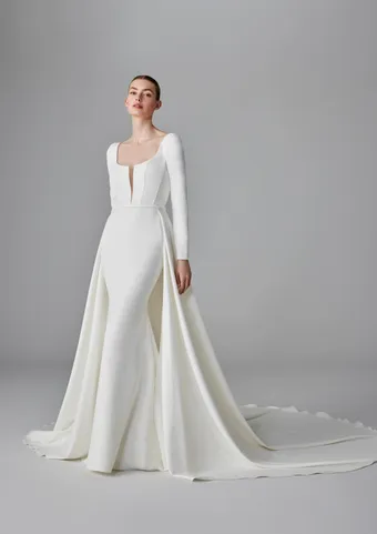 Pronovias Oropha #1 frontface vertical thumbnail