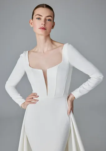 Pronovias Oropha #4 frontface vertical cropped thumbnail