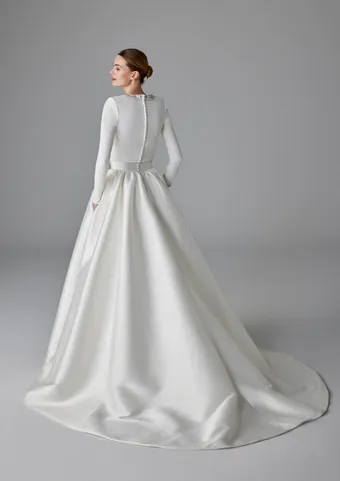 Pronovias Ronan #1 default backface vertical thumbnail