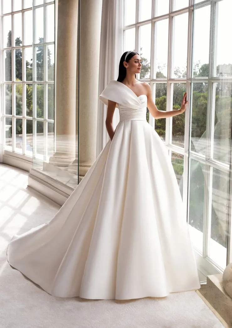 Pronovias Sedna Image