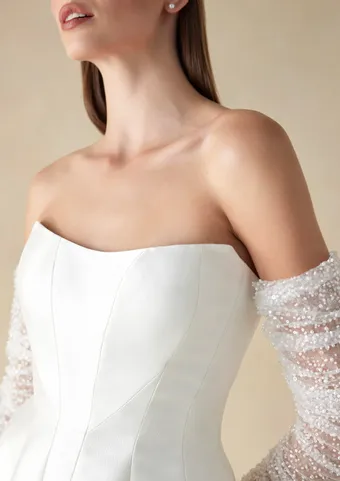 Pronovias Sting #3 frontface vertical cropped thumbnail