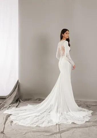 Pronovias Venera #2 default backface vertical thumbnail