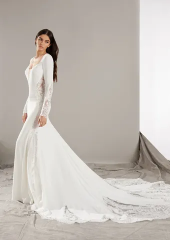 Pronovias Venera #1 frontface vertical thumbnail