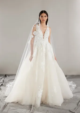 Pronovias West #0 default frontface vertical thumbnail