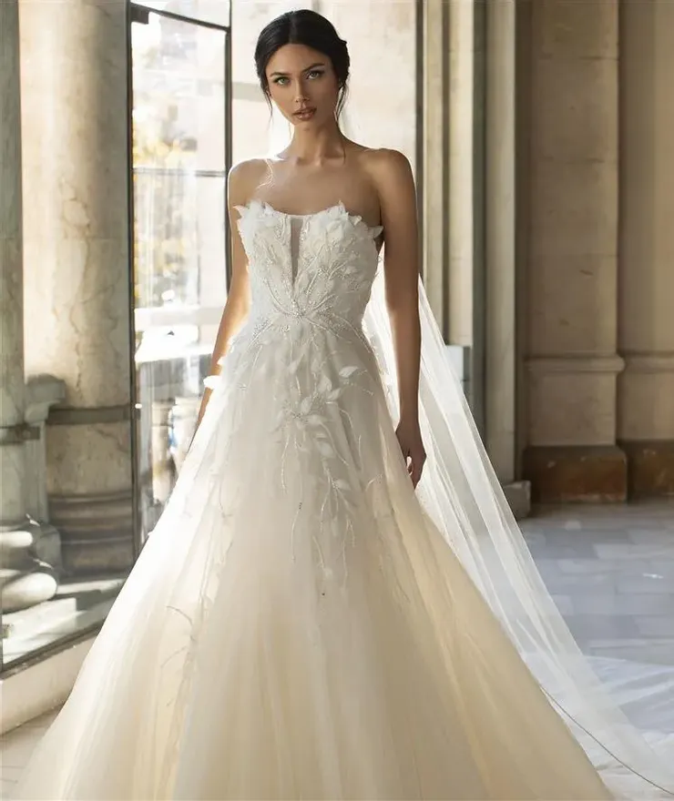 Pronovias Brooks Image
