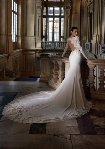 Pronovias Absidian #1 default backface vertical thumbnail