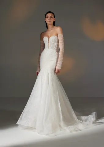 Pronovias Alura #2 frontface vertical thumbnail