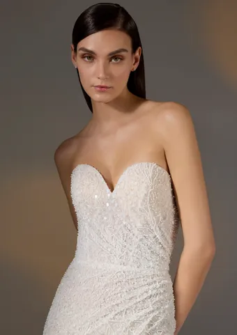 Pronovias Amandi #2 frontface vertical cropped thumbnail