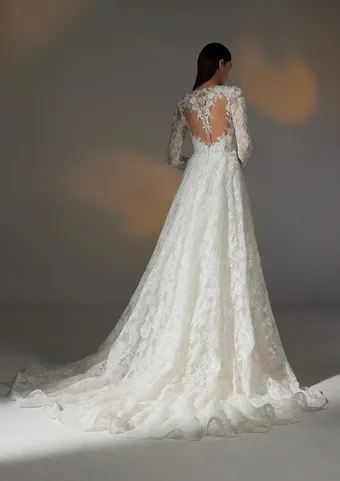 Pronovias Ameri #1 default backface vertical thumbnail