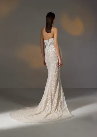 Pronovias Amya #3 backface vertical thumbnail