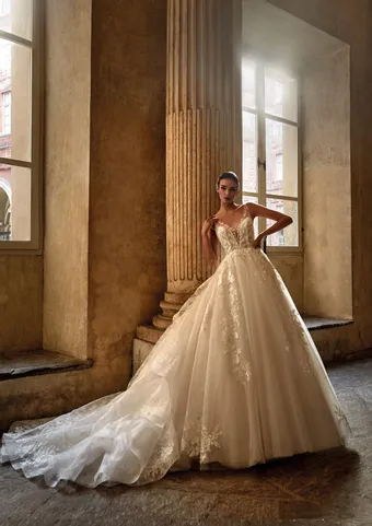 Pronovias Kyante #0 default frontface vertical thumbnail
