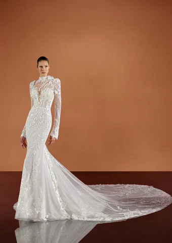Pronovias Liya #1 frontface vertical thumbnail