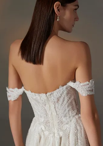 Pronovias Reylla #4 backface vertical cropped thumbnail