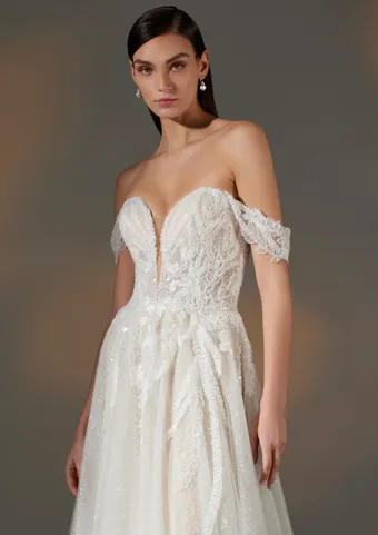 Pronovias Reylla #2 frontface vertical cropped thumbnail