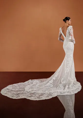 Pronovias Vipa #4 default backface vertical thumbnail