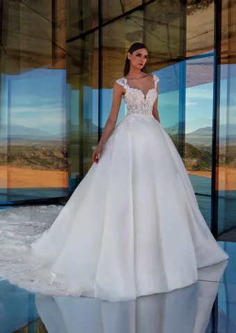 Pronovias Vivianite #0 default frontface vertical thumbnail