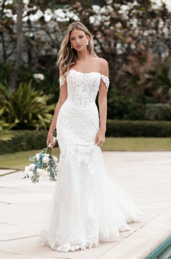Allure Style #A1351 #2 frontface vertical thumbnail