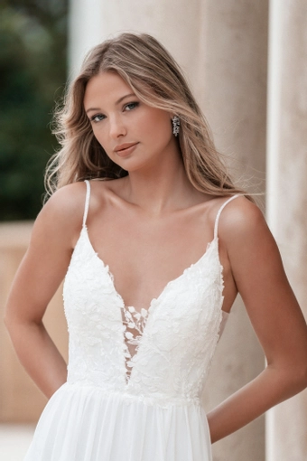 Allure Style #A1352 #6 frontface vertical cropped thumbnail