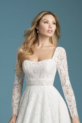 Allure Style #A1357 #7 frontface vertical cropped thumbnail