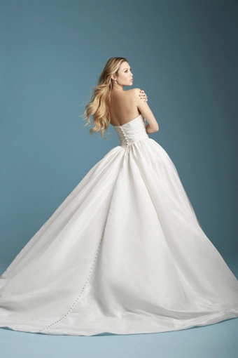 Allure Bridals Style #A1359 #8 backface vertical thumbnail