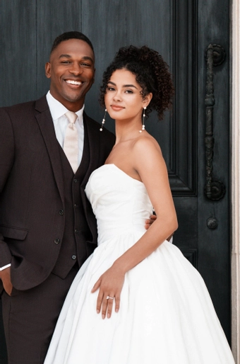 Allure Bridals Style #A1359 #13 vertical cropped thumbnail