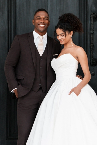 Allure Bridals Style #A1359 #12 frontface vertical cropped thumbnail