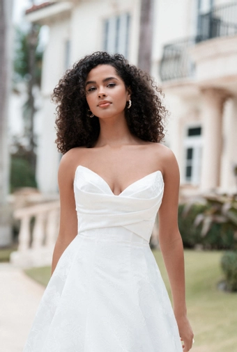 Allure Style #A1363 #7 frontface vertical cropped thumbnail