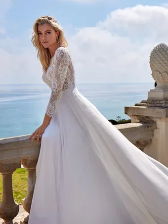 Pronovias DANYAH #2 frontface vertical cropped thumbnail
