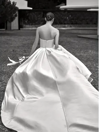 Pronovias Style #EIMERA #2 backface vertical thumbnail