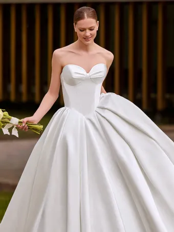 Pronovias Style #EIMERA #3 frontface vertical cropped thumbnail