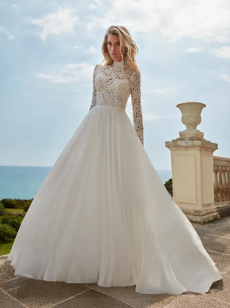 Pronovias #ELONIA Default Thumbnail Image