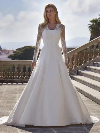 Pronovias Style #GLENA #1 frontface vertical thumbnail
