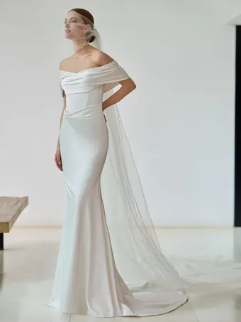Pronovias Leight #0 default frontface vertical thumbnail