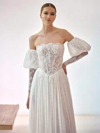 Pronovias Style #LIEKE #3 frontface vertical cropped thumbnail